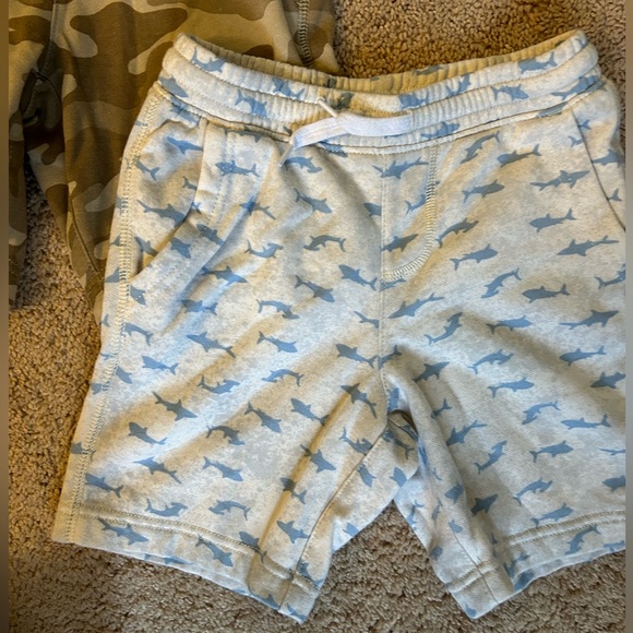 Gap shorts bundle size 6/7 - Picture 2 of 7